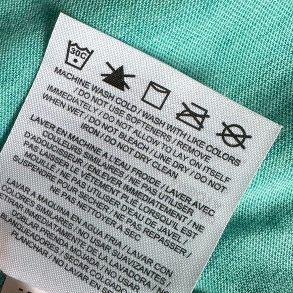 NWOT Nike Medium Dri-Fit Cropped Tee - Picture 7 of 7